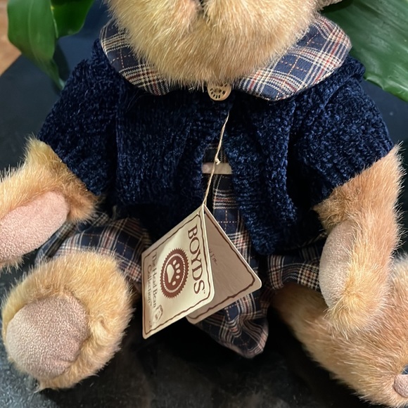Boyd’s Bear - "Faye O. Bearsly" Limited Edition - Best Dressed Series - Picture 3 of 9